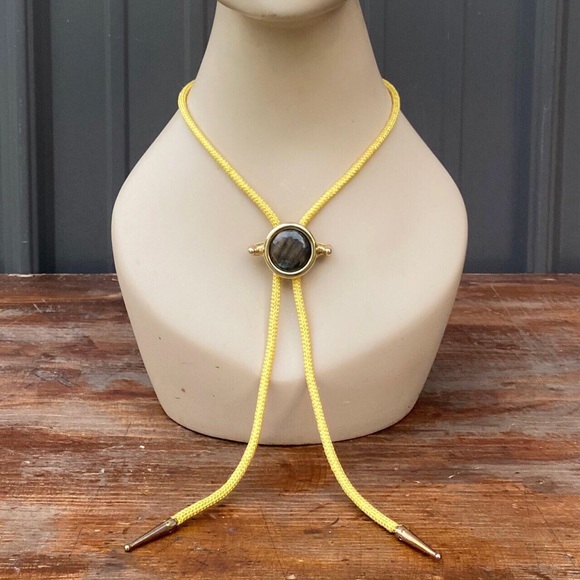 Vintage tigers eye bolo tie - Picture 2 of 4